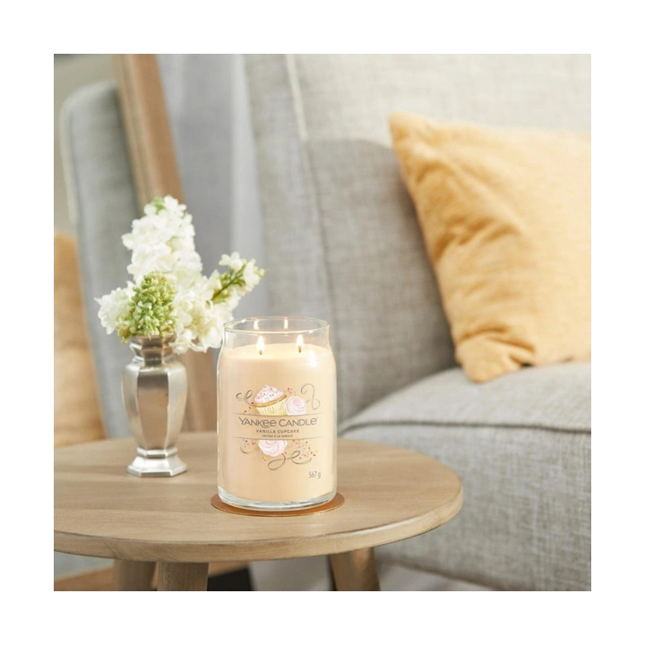 YANKEE CANDLE Vanilla Cupcake świeca zapachowa duża 623g