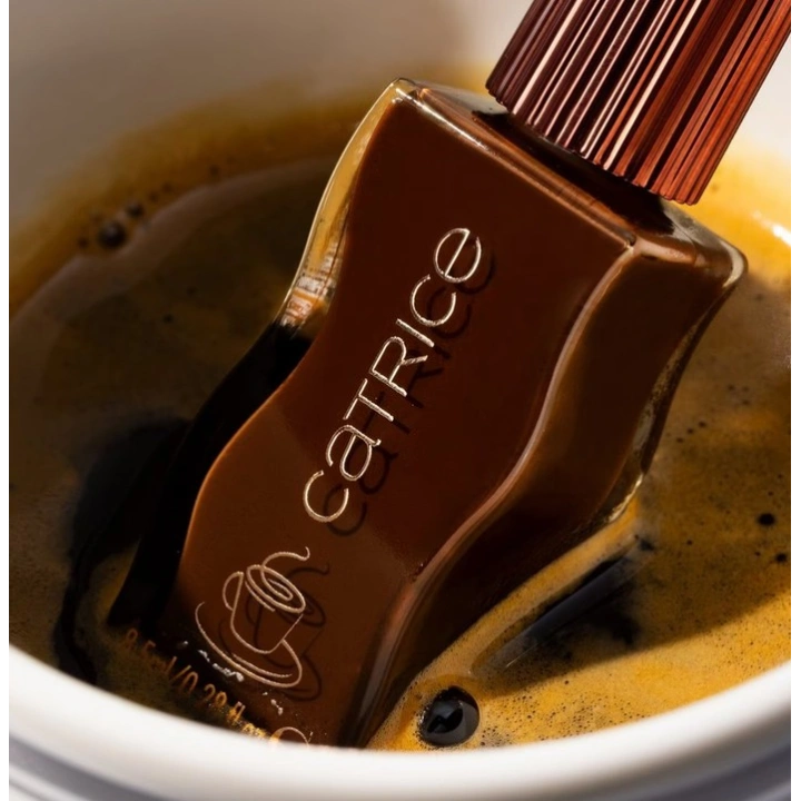 Catrice Autumn Delights Sweet Treat błyszczyk do ust C03 Daily Dose of Coffee 8.5ml