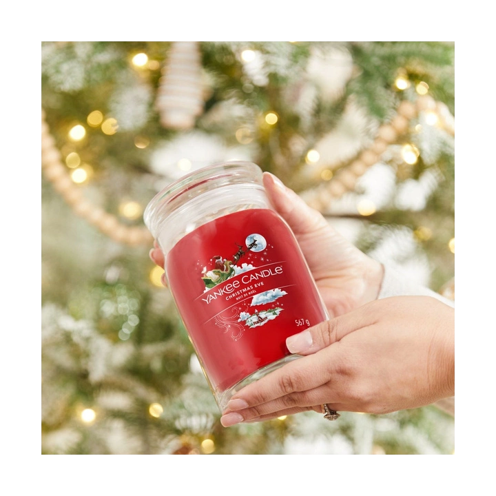 YANKEE CANDLE Christmas Eve świeca zapachowa Signature duża 567g