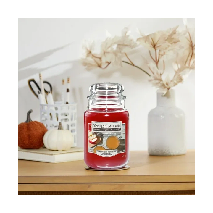 YANKEE CANDLE Home Inspiration Duża świeca w słoiku APPLE CINNAMON CIDER 538g