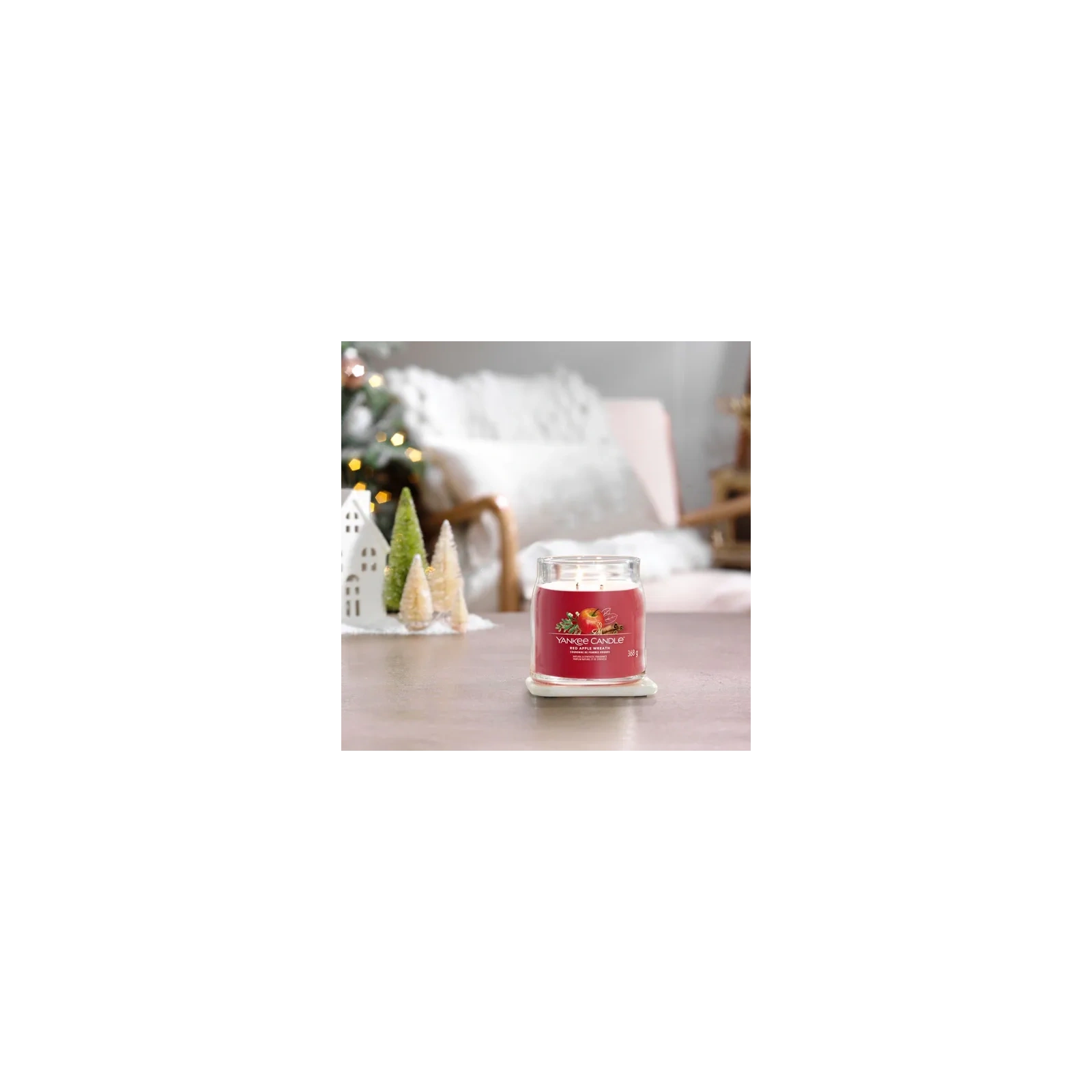 YANKEE CANDLE Signature Średnia świeca w słoiku RED APPLE WREATH 368g