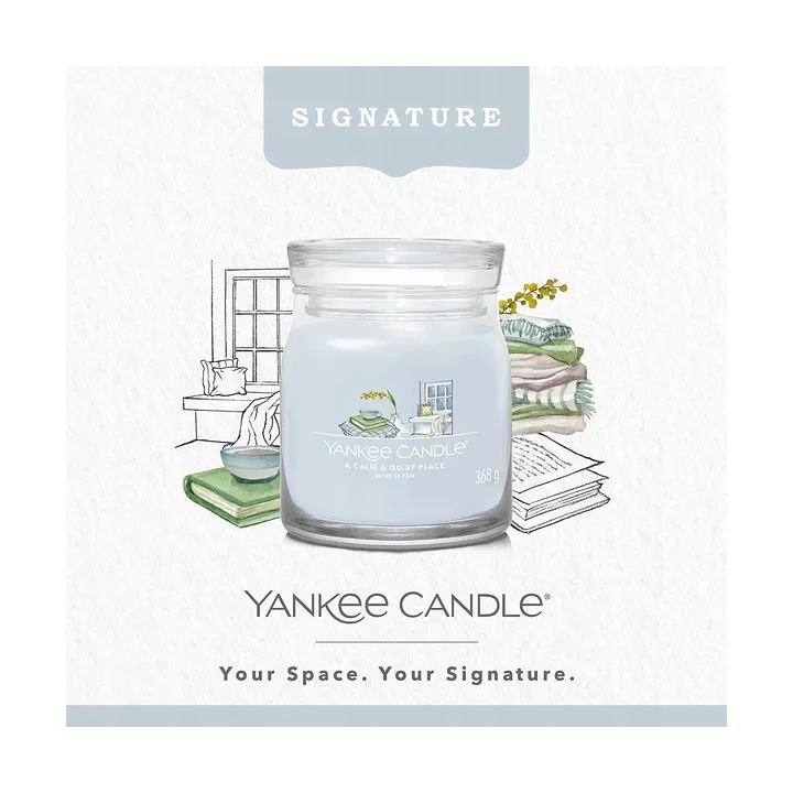 YANKEE CANDLE Signature Średnia świeca w słoiku A CALM & QUIET PLACE 368g