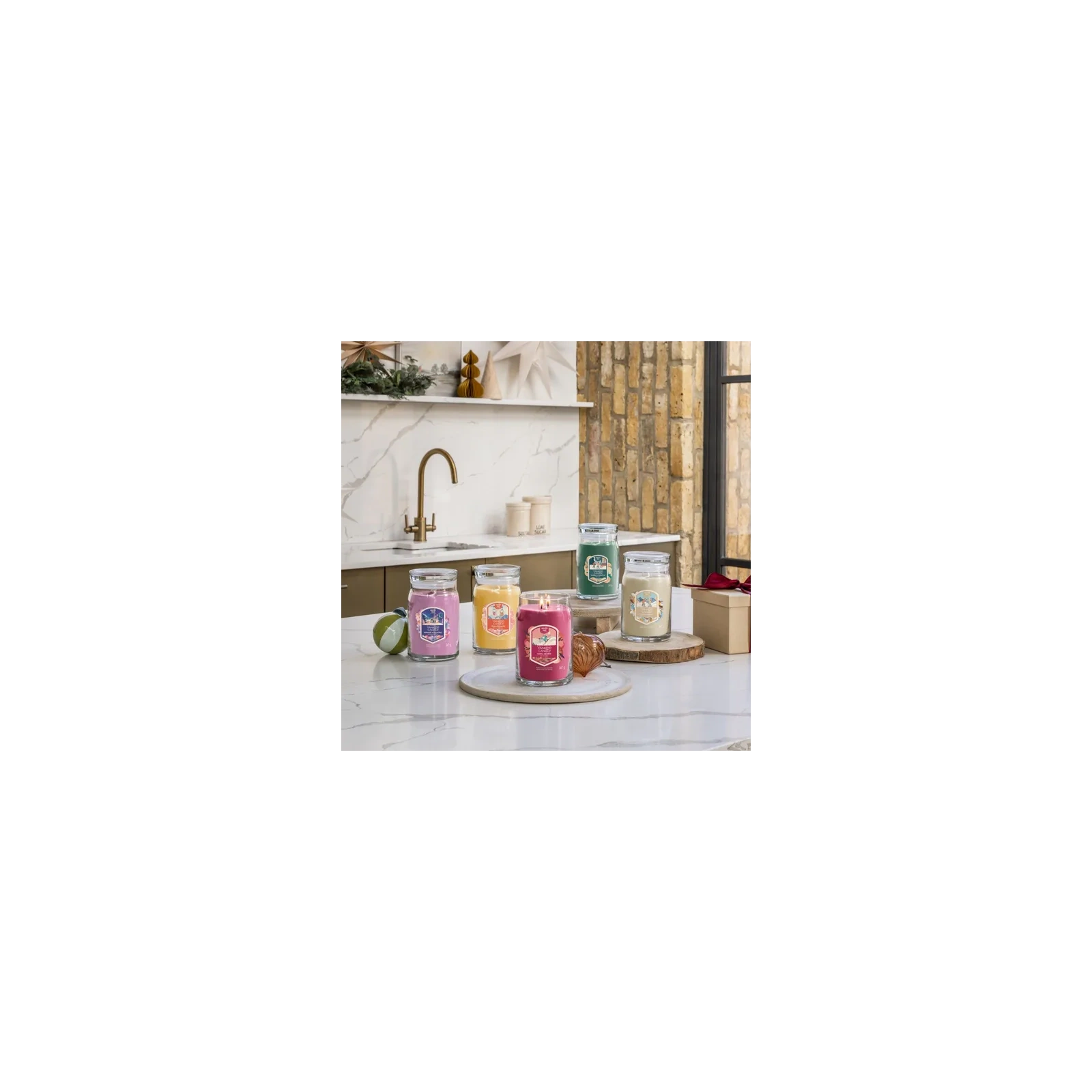 YANKEE CANDLE Signature Duża świeca w słoiku SLOPESIDE SPRITZ 567g