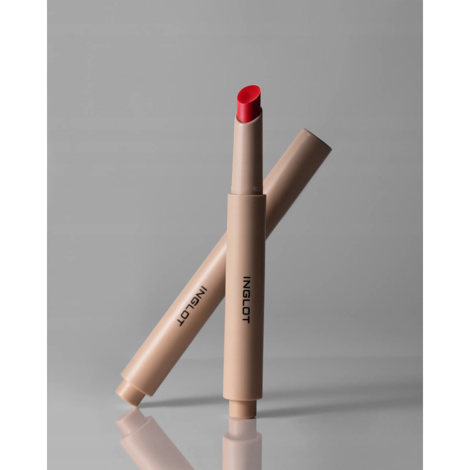 INGLOT Lip Volume balsam koloryzujący do ust STRAWBERRY SHINE 124 2g