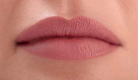 PAESE The Kiss Lips zestaw konturówka i pomadka w płynie 02 Nude Coral