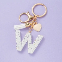 ECARLA brelok do kluczy LITERKA W biała z serca BRL329W