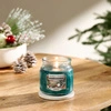 YANKEE CANDLE Home Inspiration Średnia świeca w słoiku WINTER FIR 340g