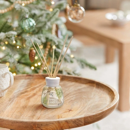 YANKEE CANDLE Reed Diffuser pałeczki zapachowe BAYSIDE CEDAR 100ml