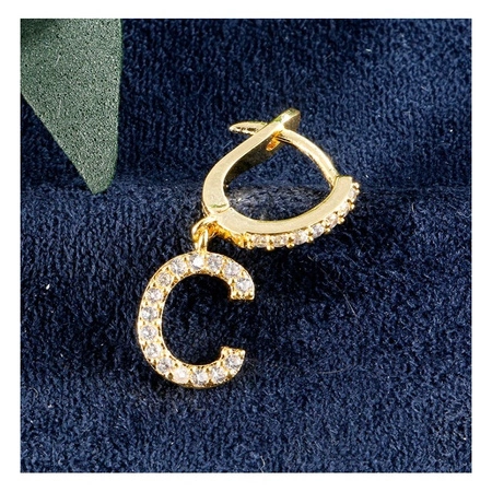 ECARLA kolczyk ze stali szlachetnej platerowanej 14k złotem Literka C KST1683C