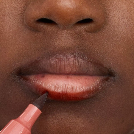 ESSENCE Line N' Stain! Tattoo konturówka do ust 02 Must Have Brown 2,5ml