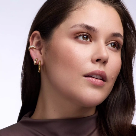 CATRICE All Over Glow Tint rozświetlacz cień do powiek 040 Bronze It 15ml