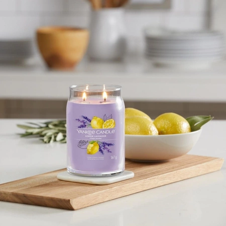 YANKEE CANDLE Signature Duża świeca w słoiku LEMON LAVENDER 567g