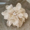 ECARLA klamra do włosów tiulowa z perełkami Kwiat Biała SP323B
