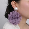 ECARLA kolczyki wiszące, efektowny tiulowy kwiat z perłą, sztyft Fiolet K1709