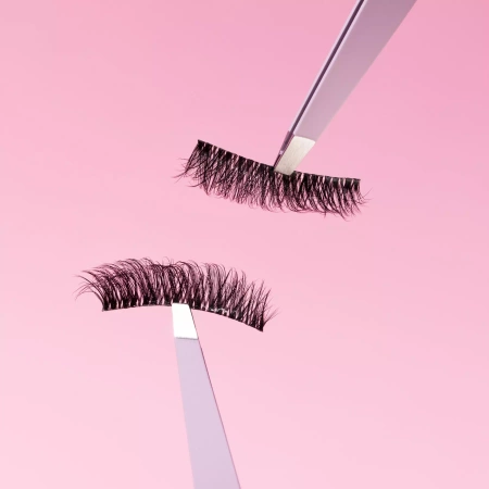 ESSENCE What The Fake! sztuczne rzzęsy na pasku 02 Dramatic Curl 1g