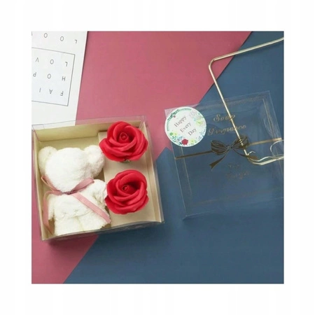 ECARLA ręcznik i kwiaty mydlane w ozdobnym pudełku BUK06CZE