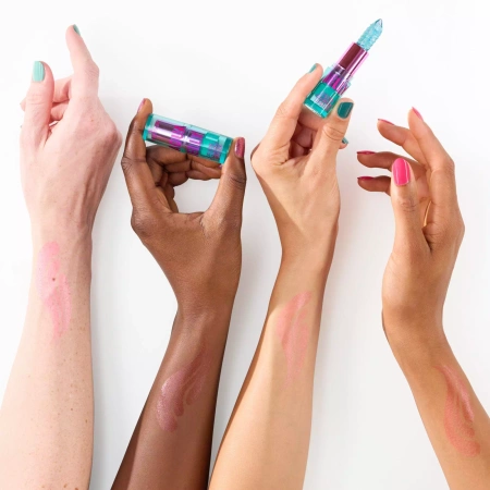 ESSENCE Aqua Jelly Colour Changing pomadka dopasowująca do koloru ust 2,8g