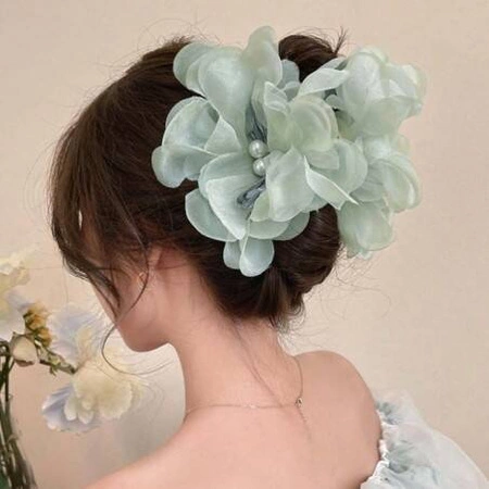 ECARLA klamra do włosów tiulowa z perełkami Kwiat Miętowa SP323M