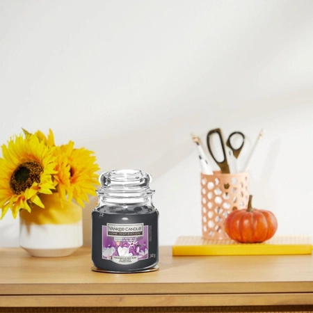 YANKEE CANDLE Home Inspiration Średnia świeca w słoiku MIDNIGHT MAGNOLIA 340g