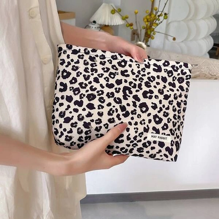 ECARLA kosmetyczka jednokomorowa materiałowa Panterka Kremowa KS119K