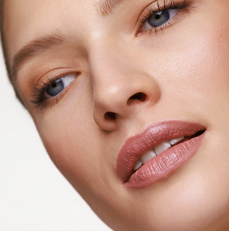 PAESE Nudelightful pomadka do ust nawilżająca 404 Caramelized Plum 4,5g