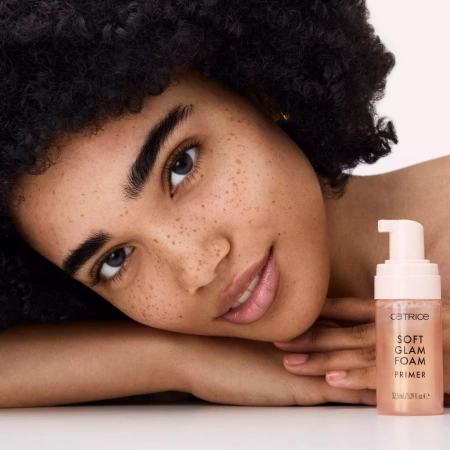 CATRICE Soft Glam Foam Primer baza pod makijaż 010 Beyond The Cloud 32,5ml