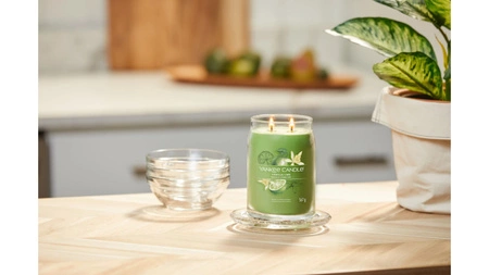 YANKEE CANDLE Signature Duża świeca w słoiku VANILLA LIME 567g