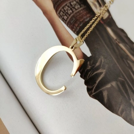 ECARLA naszyjnik ze stali szlachetnej pozłacanej Literka C NST100C