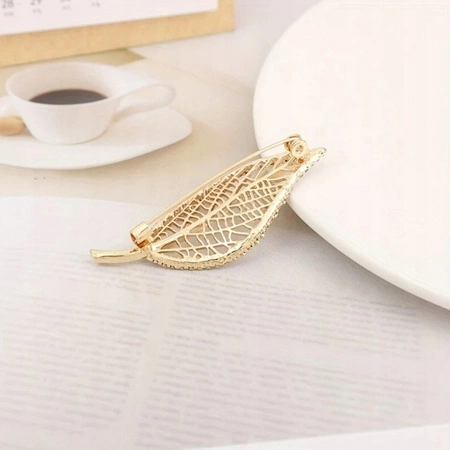 ECARLA broszka LISTEK z cyroniami BZ212