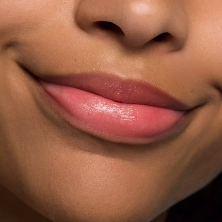 ESSENCE Juicy Bomb Glossy Butter balsam do ust 01 One In A Melon 2,5g