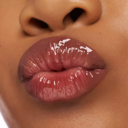 ESSENCE Shiny Lipgloss Juicy Bomb błyszczyk do ust Choco BOMB 10ml