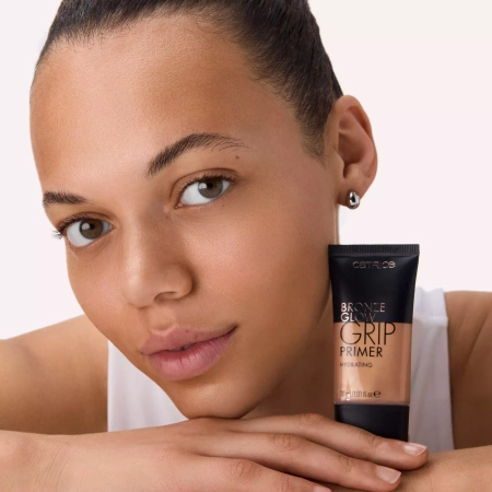 CATRICE Grip Primer Bronze Glow baza pod makijaż nawilżająca 010 Sun Glazed 30ml