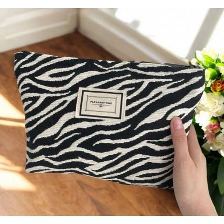 ECARLA kosmetyczka jednokomorowa Zeberka 25x5x18cm Czarno Biała KS116