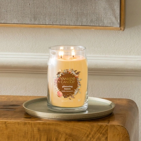 YANKEE CANDLE Signature Duża świeca w słoiku GLISTENING LEAVES 567g