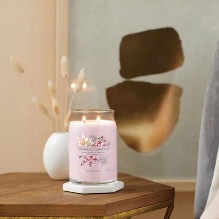 YANKEE CANDLE Signature Duża świeca w słoiku PINK SANDS 567g