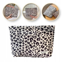 ECARLA kosmetyczka jednokomorowa materiałowa Panterka Kremowa KS119K