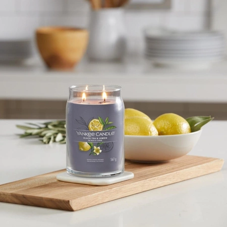 YANKEE CANDLE Signature Duża świeca w słoiku BLACK TEA & LEMON 567g
