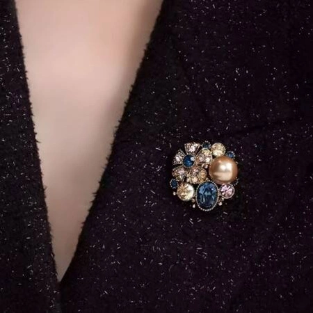 ECARLA broszka kryształowa z cyrkoniami Niebieskie Kamienie BZ182