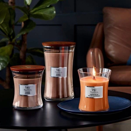 WOODWICK PlusWick średnia świeca w słoiku CASHMERE 275g