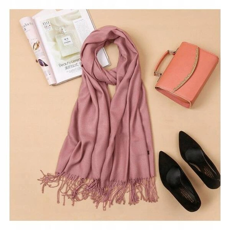 ECARLA szal z frędzlami, chusta 70x 200cm Ciemny Róż SZA40CR