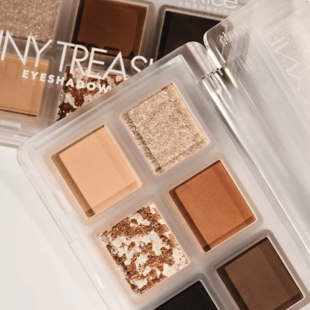 CATRICE Tiny Treasures paleta cieni do powiek 010 Everyday Essentials 4,2g