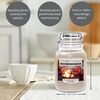 YANKEE CANDLE Home Inspiration Duża świeca w słoiku CAMPFIRE STORIES 538g