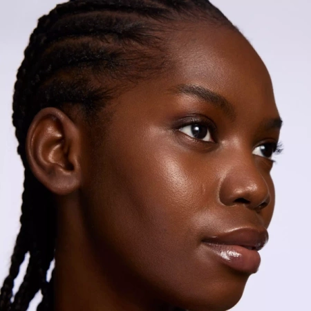 CATRICE Holiday Skin rozświetlacz do twarzy w płynie 010 Catching Sunrays 100ml