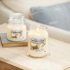 YANKEE CANDLE Home Inspiration Duża świeca w słoiku VANILLA FROSTING 538g