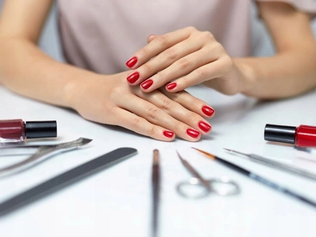 TOP CHOICE komplet do manicure i pedicure 6-elemen