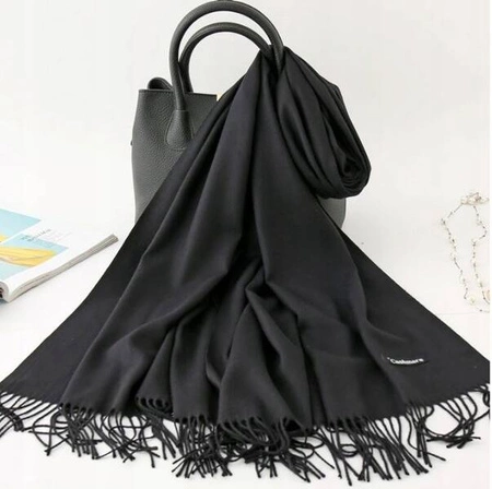ECARLA szal z frędzlami, chusta 70x 200cm Czarny SZA40CZ