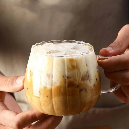 ECARLA filiżanka z falowanymi ściankami ryflowana 400ml SZK52