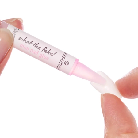 ESSENCE What The Fake! mini klej do sztucznych paznokci 01 3x2g