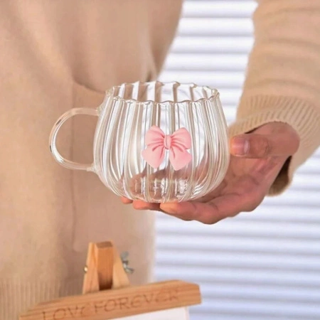 ECARLA filiżanka z uchem z falowanymi ściankami z kokardką 350ml SZK158