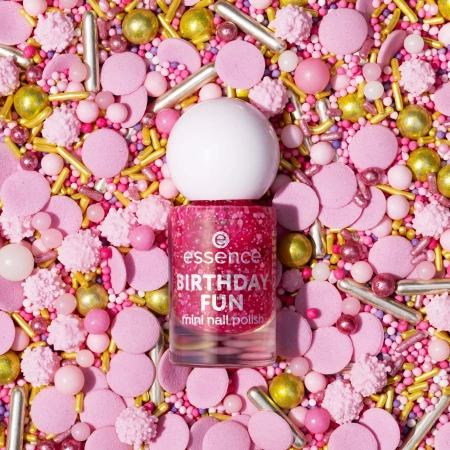 ESSENCE Mini Nail Polish lakier do paznokci 05 Birthday Fun 5ml